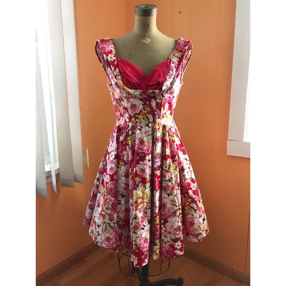 Lindy Bop Ophelia dress red floral size S - Picture 2 of 5
